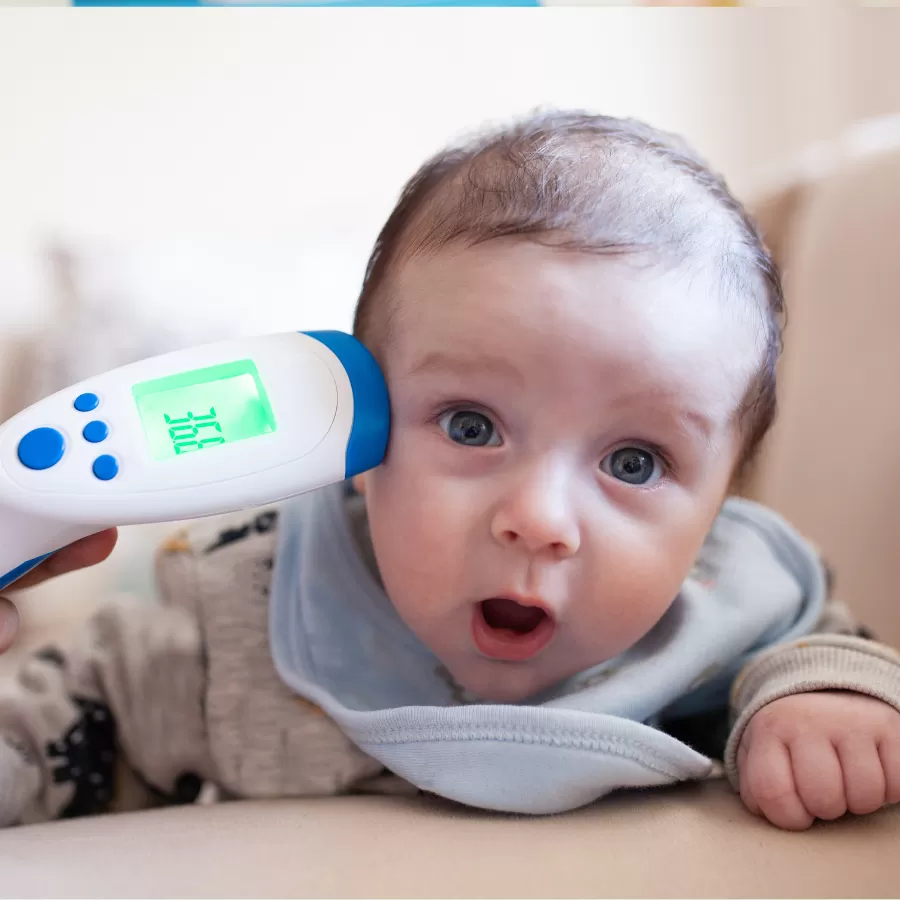 Bé sốt cao 39 độ mà xét nghiệm không ra bệnh: Nghe vô lý nhưng lại rất hay gặp