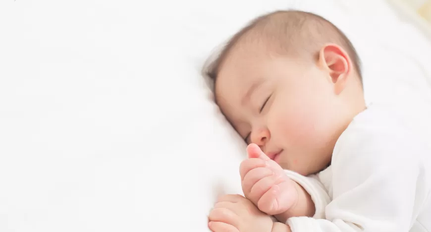 Tại Sao Bé Dưới 6 Tháng Cần Có Giấc Ngủ Ngắn Vào Chiều Tối? Và Giấc Ngủ Ngắn Bao Lâu Là Đúng